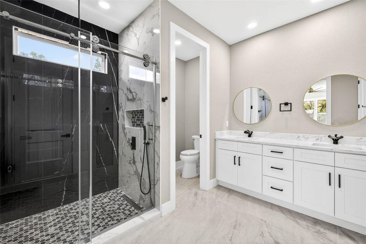 284 Roosevelt Avenue, Masaryktown, FL 34604 Photo