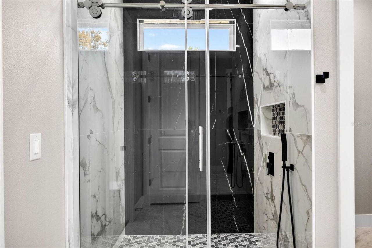 284 Roosevelt Avenue, Masaryktown, FL 34604 Photo