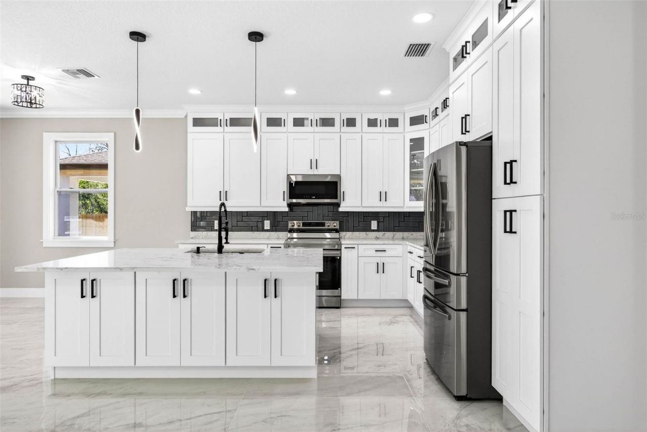 288 Roosevelt Avenue , Masaryktown, FL 34604 Photo