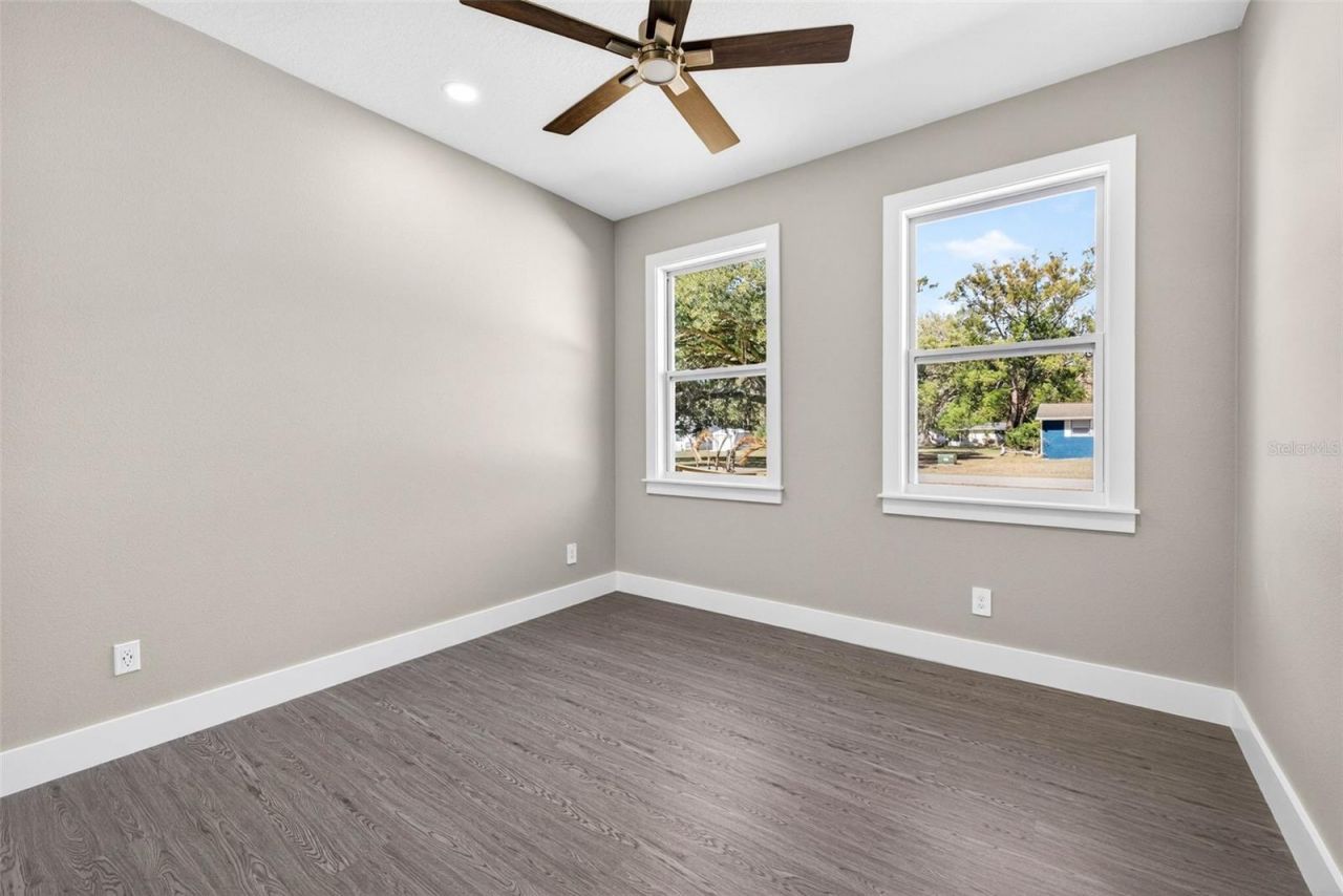 288 Roosevelt Avenue , Masaryktown, FL 34604 Photo