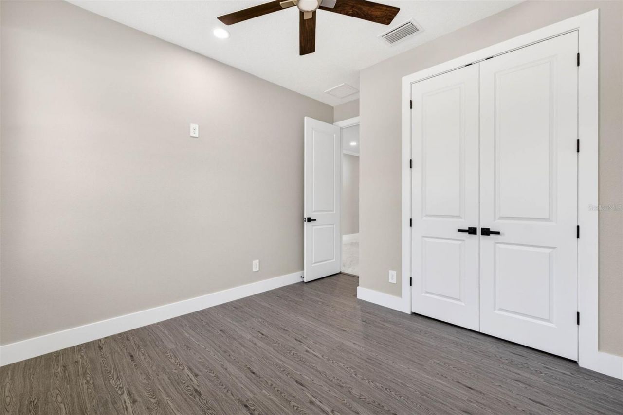 288 Roosevelt Avenue , Masaryktown, FL 34604 Photo