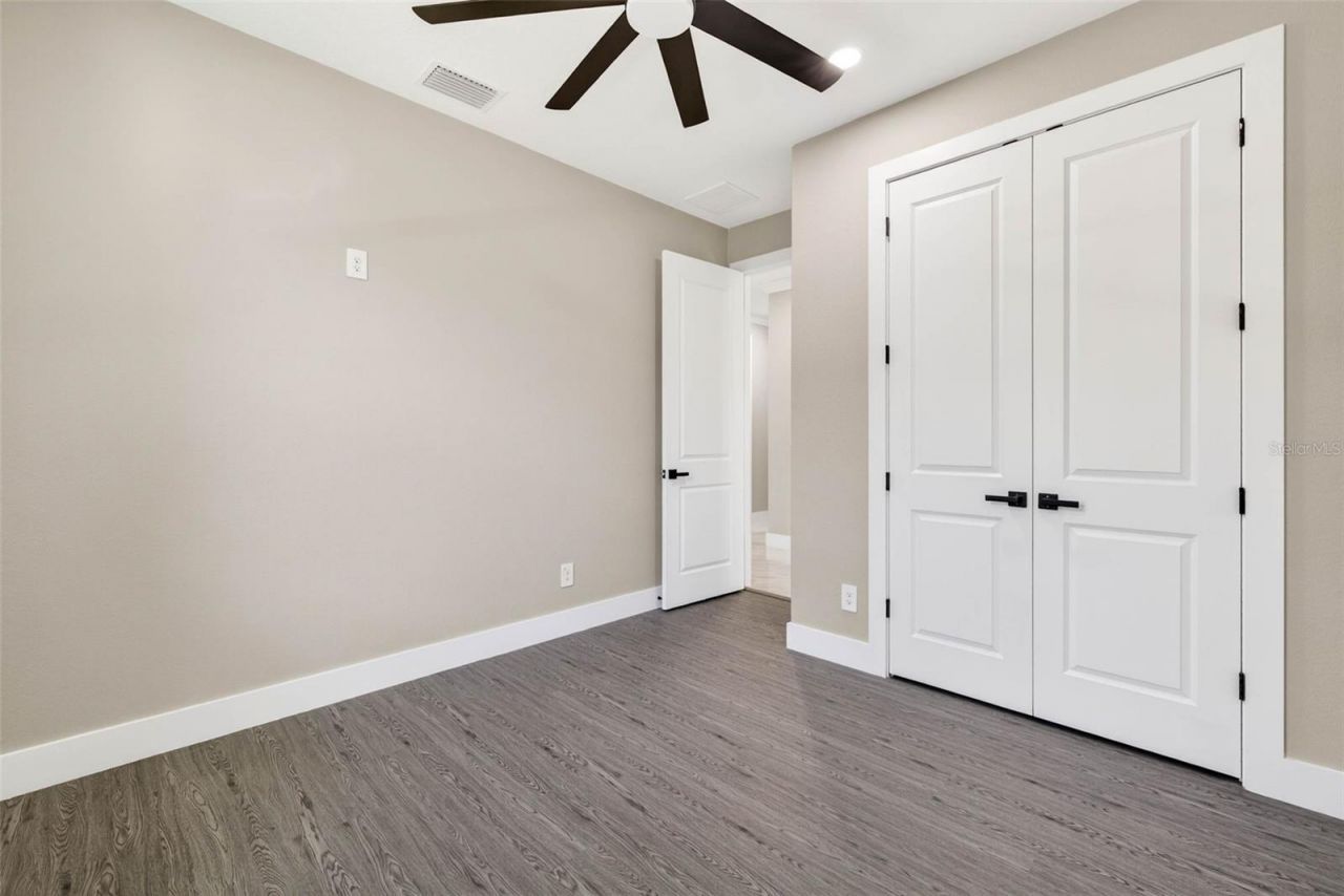 288 Roosevelt Avenue , Masaryktown, FL 34604 Photo