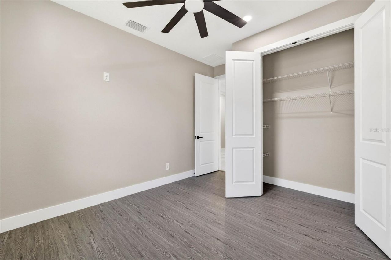 288 Roosevelt Avenue , Masaryktown, FL 34604 Photo