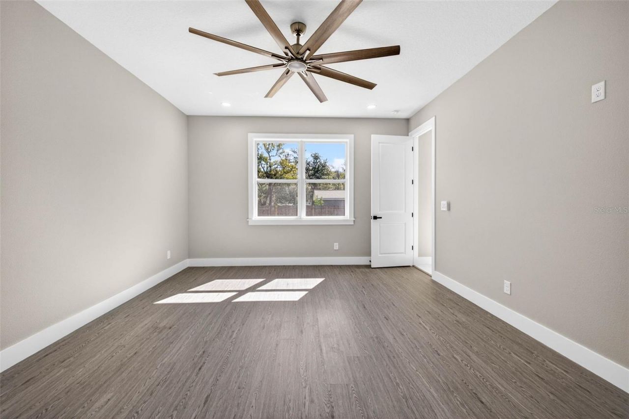 288 Roosevelt Avenue , Masaryktown, FL 34604 Photo