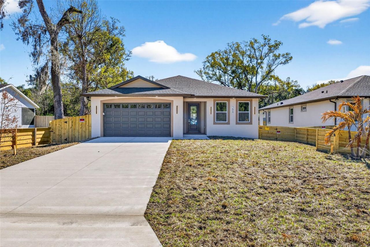 288 Roosevelt Avenue , Masaryktown, FL 34604 Photo