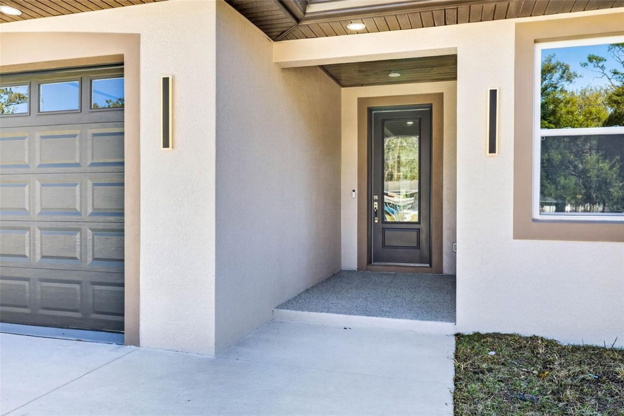 288 Roosevelt Avenue , Masaryktown, FL 34604 Photo