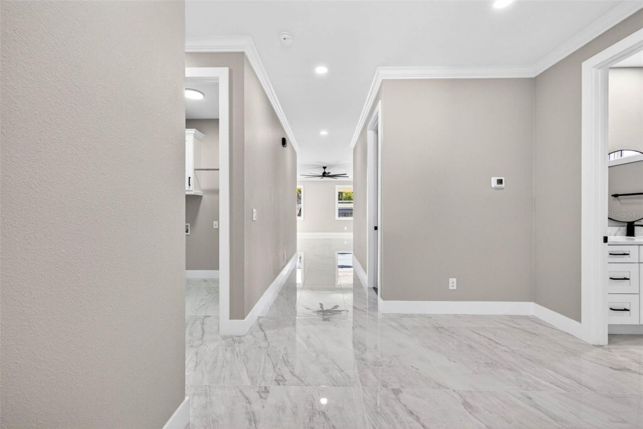 288 Roosevelt Avenue , Masaryktown, FL 34604 Photo