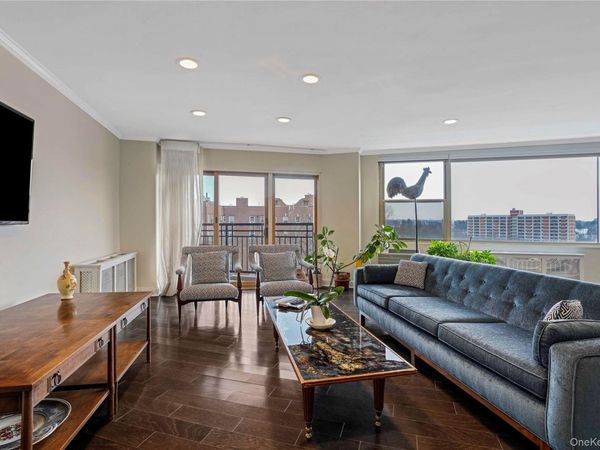 12 Old Mamaroneck Avenue, Unit 6C, White Plains, NY 10605