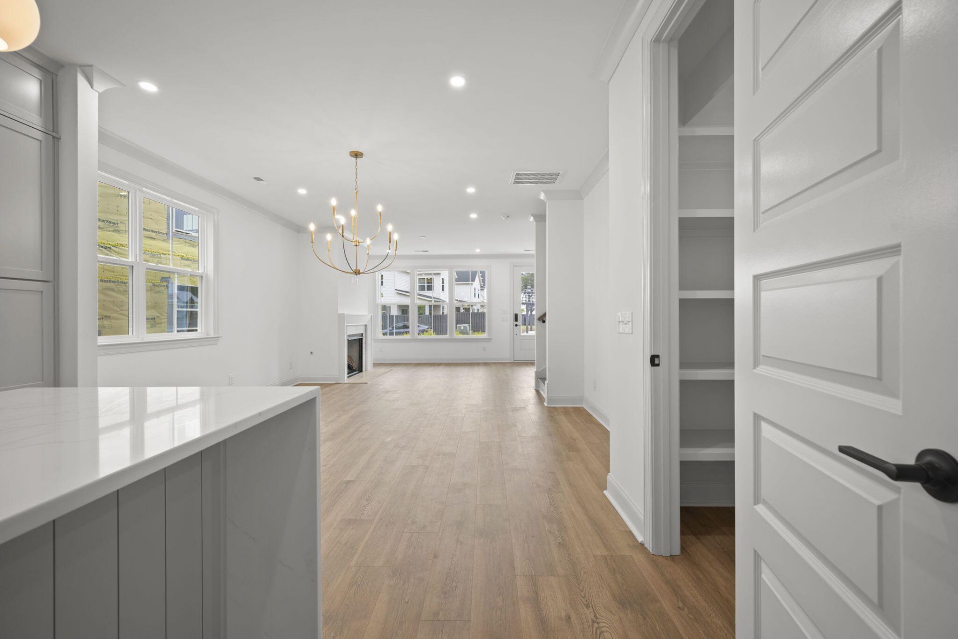 544 Hayes Park Boulevard Photo 12