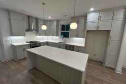 544 Hayes Park Boulevard photo 4