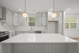 544 Hayes Park Boulevard photo 4