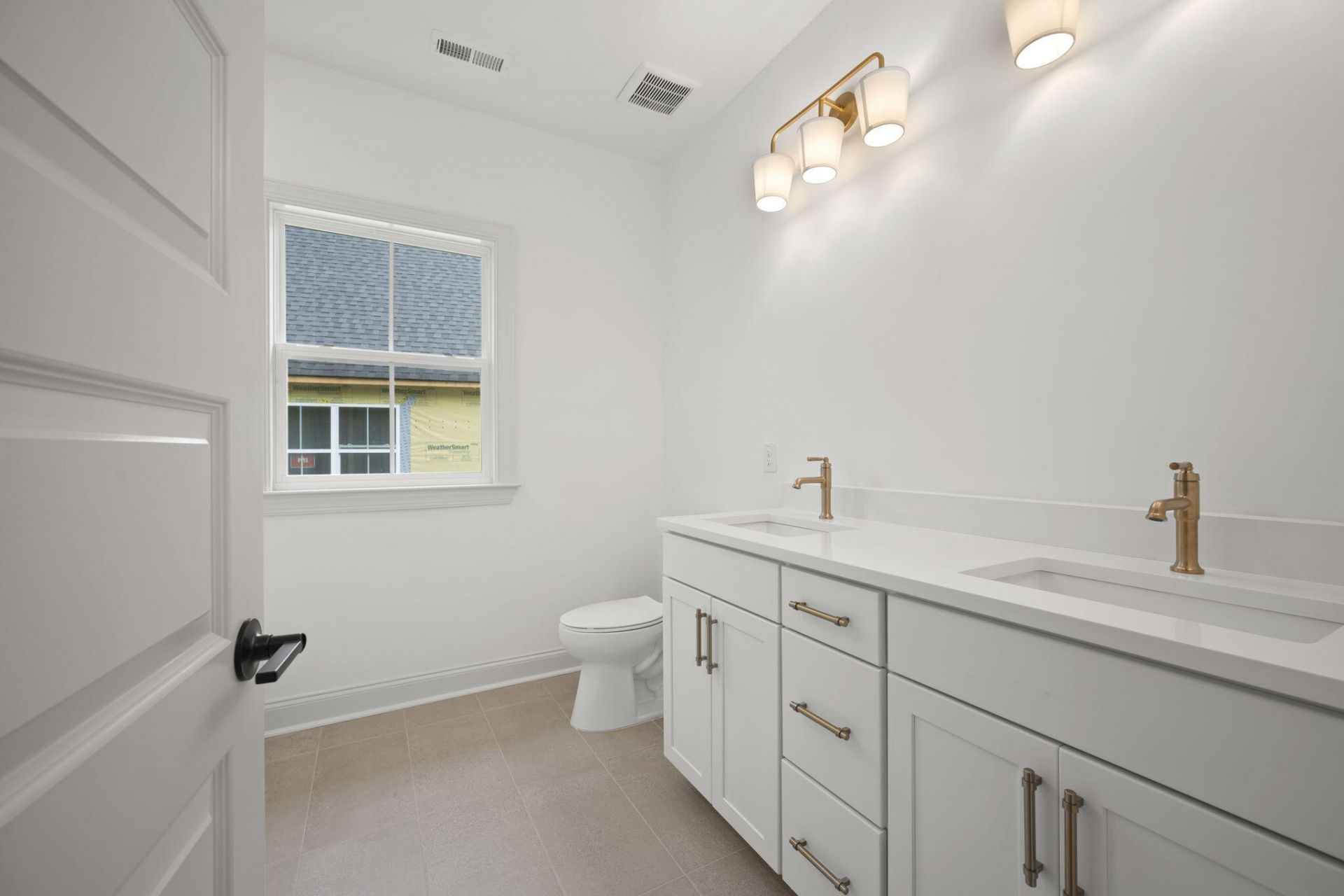 544 Hayes Park Boulevard Photo 26