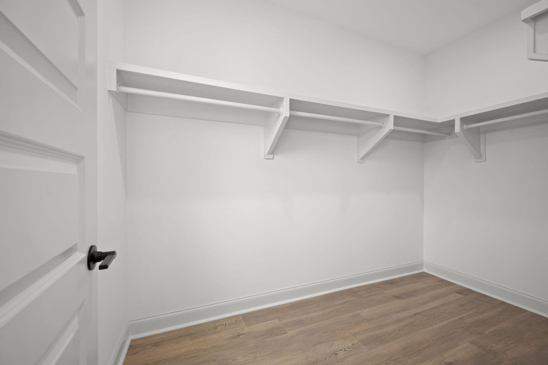 544 Hayes Park Boulevard Photo 34