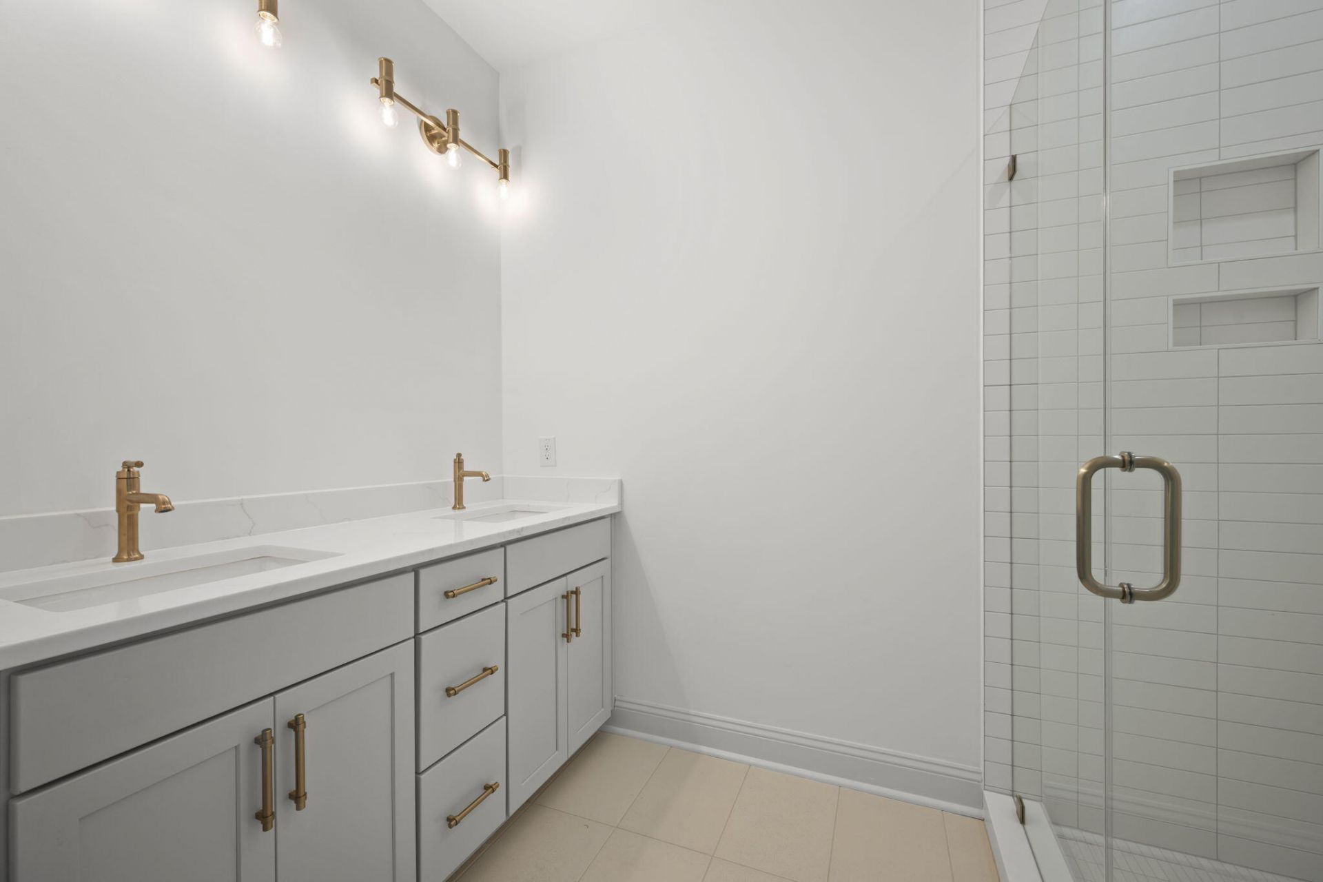 544 Hayes Park Boulevard Photo 42