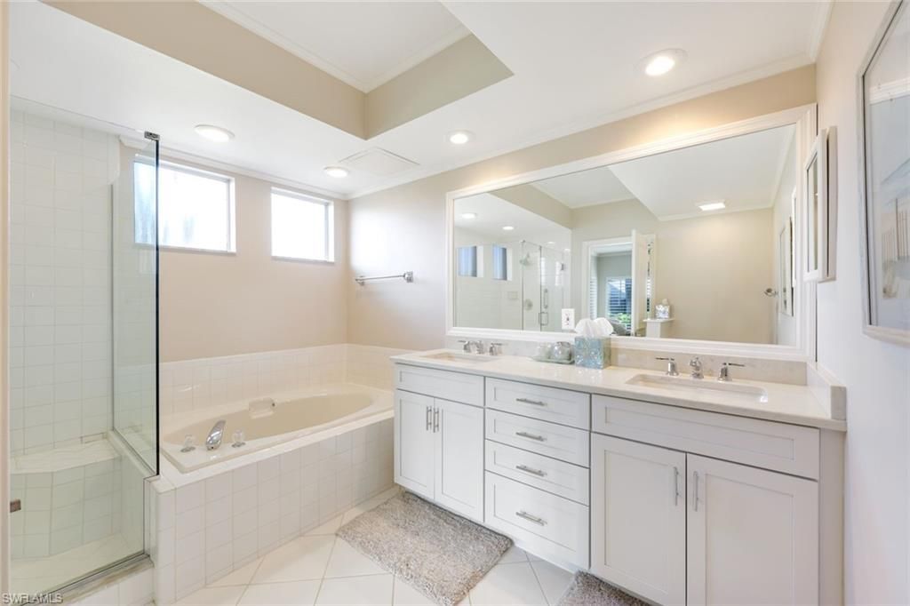 797 Willowbrook Dr, Unit 203, Naples, FL 34108 Photo