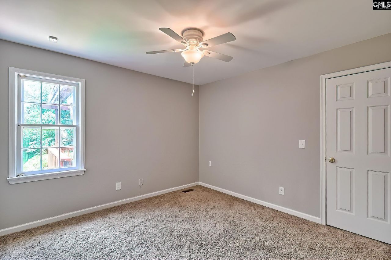 302 Longbow Court  Photo 25