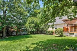 302 Longbow Court  photo 4