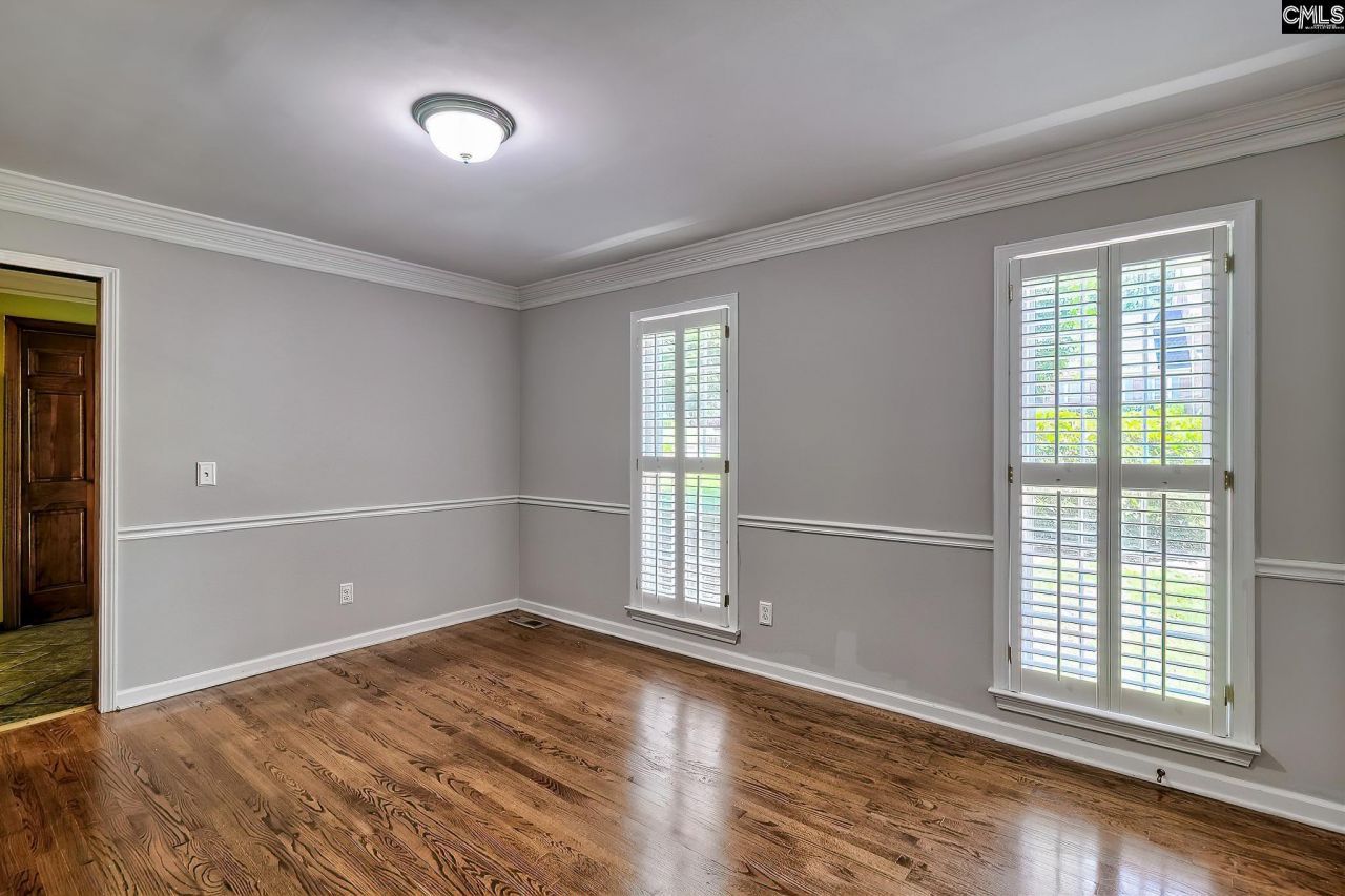 302 Longbow Court  Photo 7