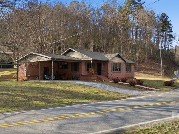 504 Greens Creek Road, Sylva, NC 28779