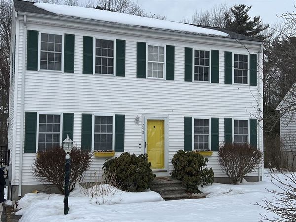 248 Acropolis Rd, Lowell, MA 01854
