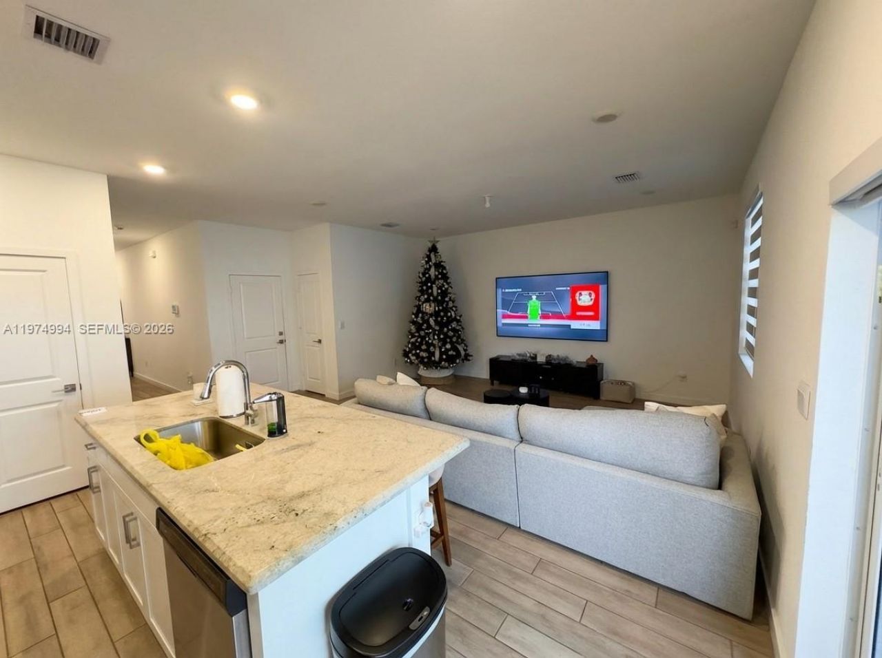 1842 SE 7th Ter , Homestead, FL 33034 Photo