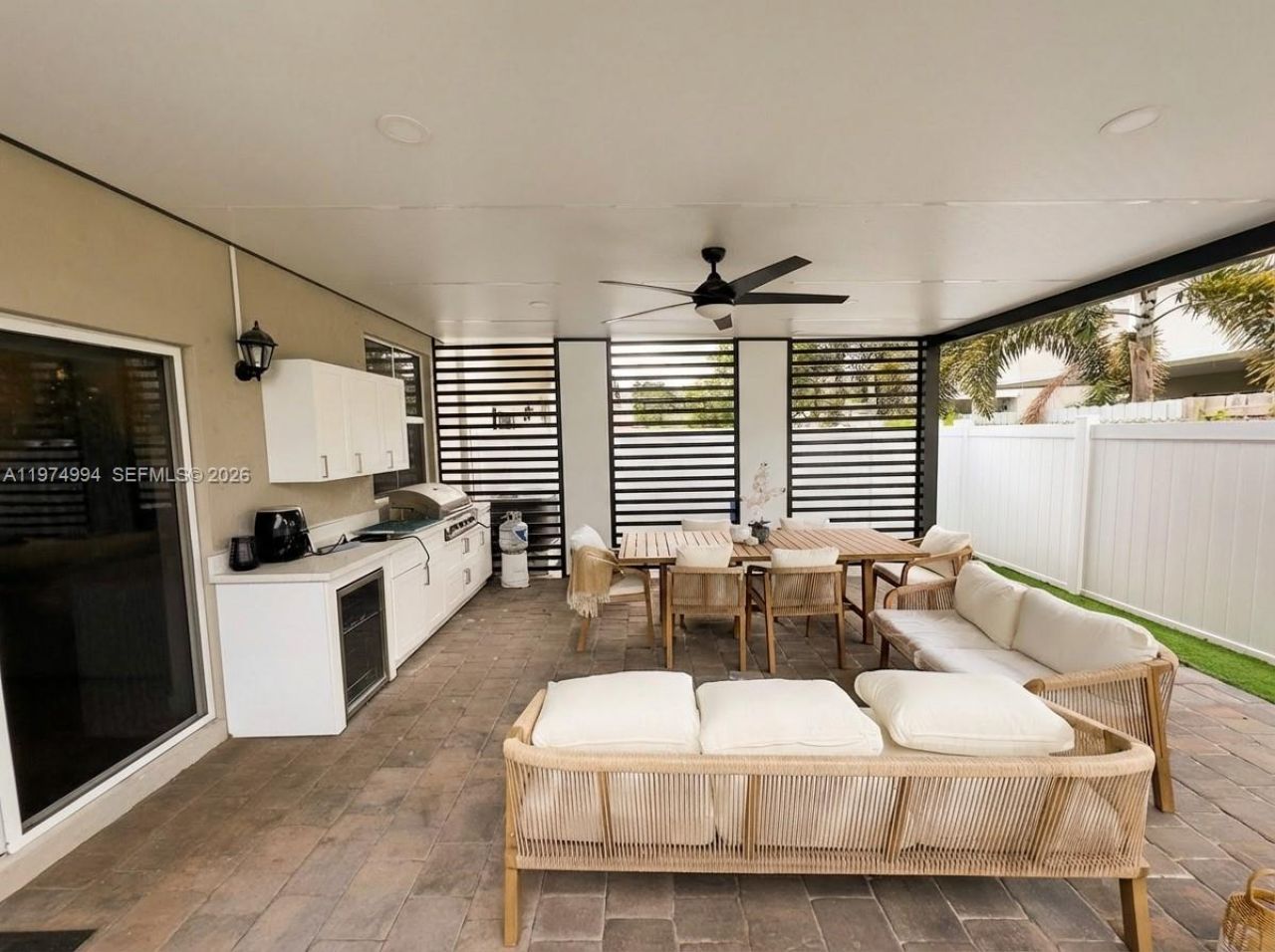 1842 SE 7th Ter , Homestead, FL 33034 Photo