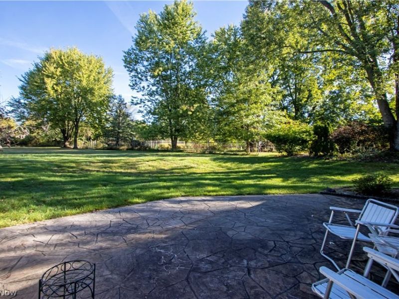 6885 Grant Drive, Westfield Center, OH 44251 Photo 24