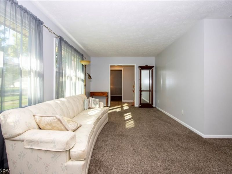 6885 Grant Drive, Westfield Center, OH 44251 Photo 3