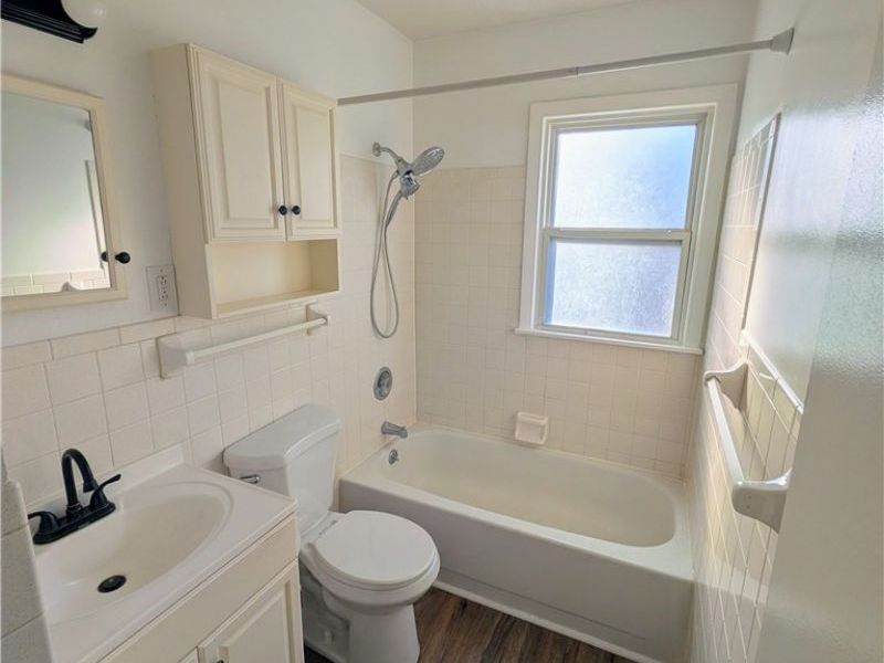 549 Delaware Avenue, Elyria, OH 44035 Photo 10