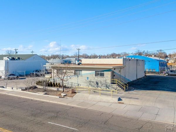 711 W 8th St, Pueblo, CO 81003
