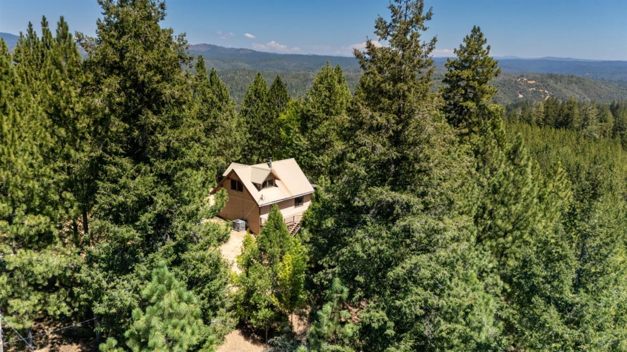 4717 Lobo Trail, Garden Valley, CA 95633 Photo