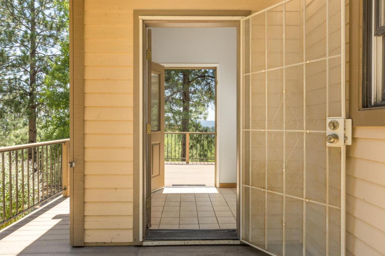 4717 Lobo Trail, Garden Valley, CA 95633 Photo