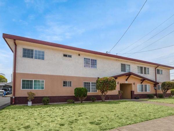 500 Buena Vista Avenue, Alameda, CA 94501