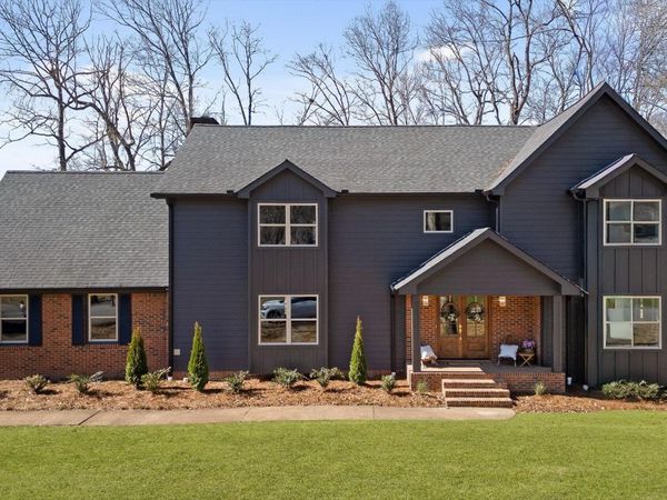 1307 Windbrook Lane, Hixson, TN 37343