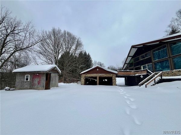 10300 Route 39 , Springville, NY 14141