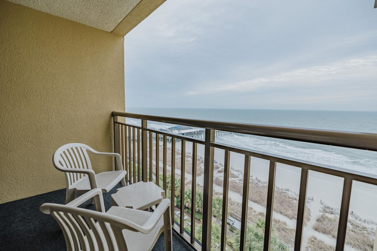 1200 Ocean Blvd. N  Photo 8