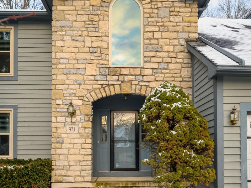 971 Bryn Mawr Drive, Columbus, OH 43230 Photo 5