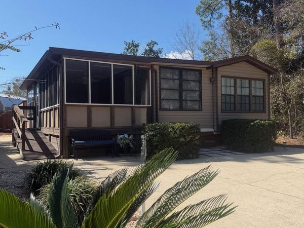 685 Escambia Loop, Lillian, AL 36549