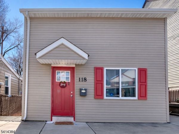 118 Carlisle Ave, Paterson, NJ 07501