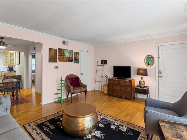 4616 Holly Street, Unit 5, Kansas City, MO 64112