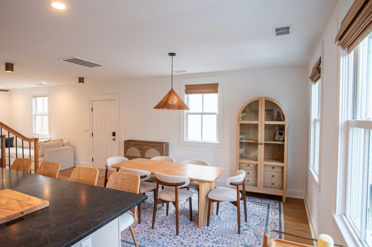 81 Race Street Photo 13