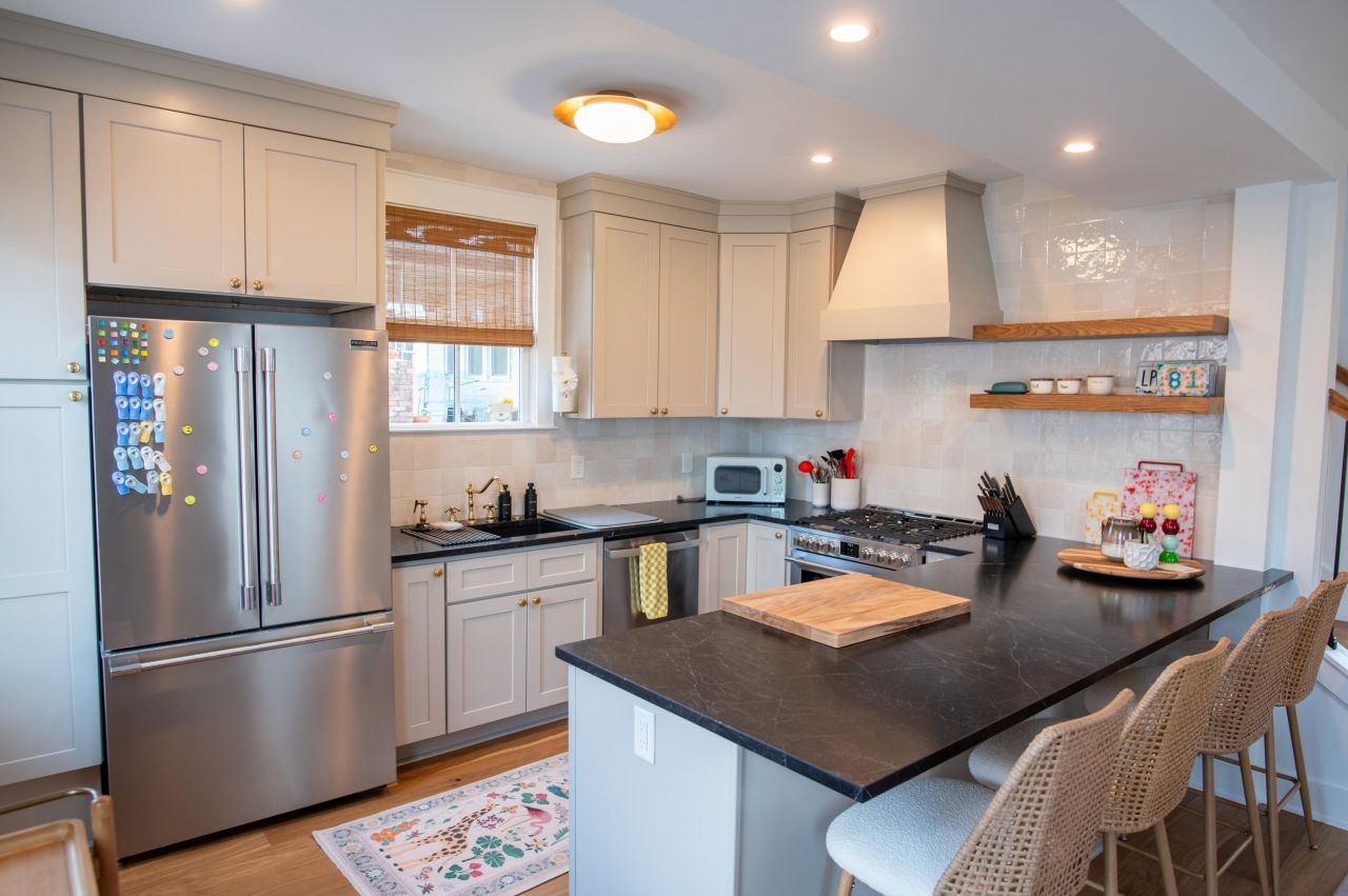 81 Race Street Photo 14