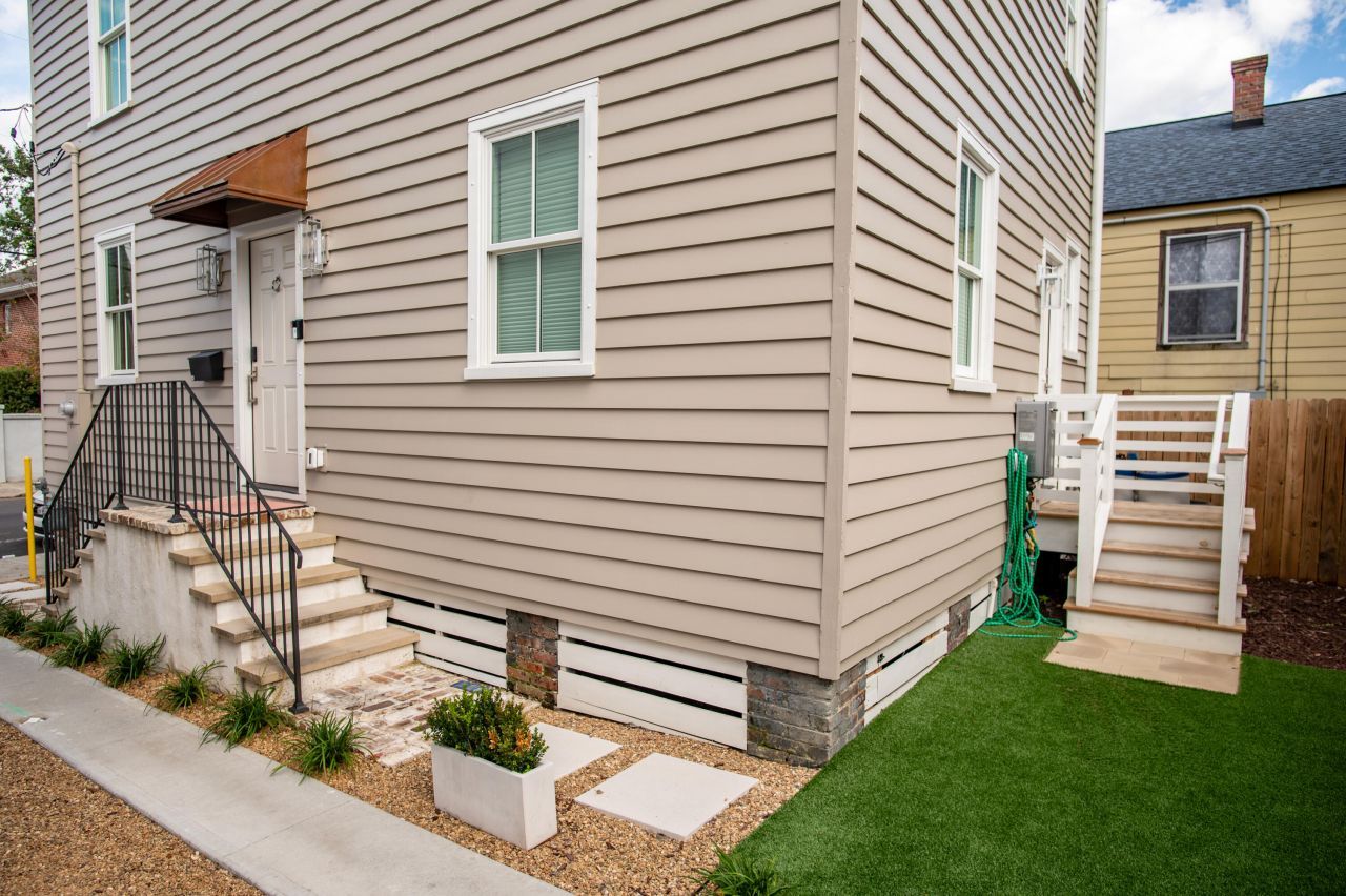 81 Race Street Photo 4