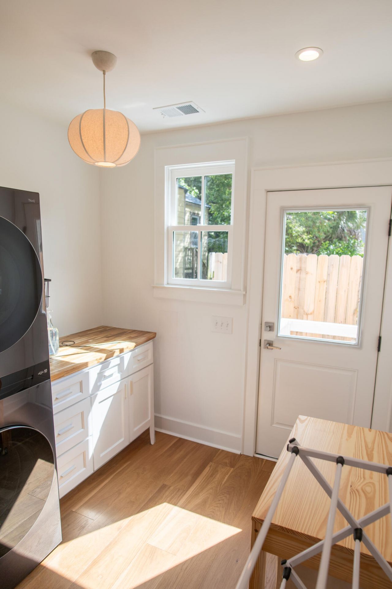 81 Race Street Photo 5