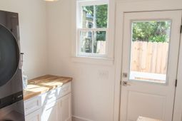 81 Race Street photo 4