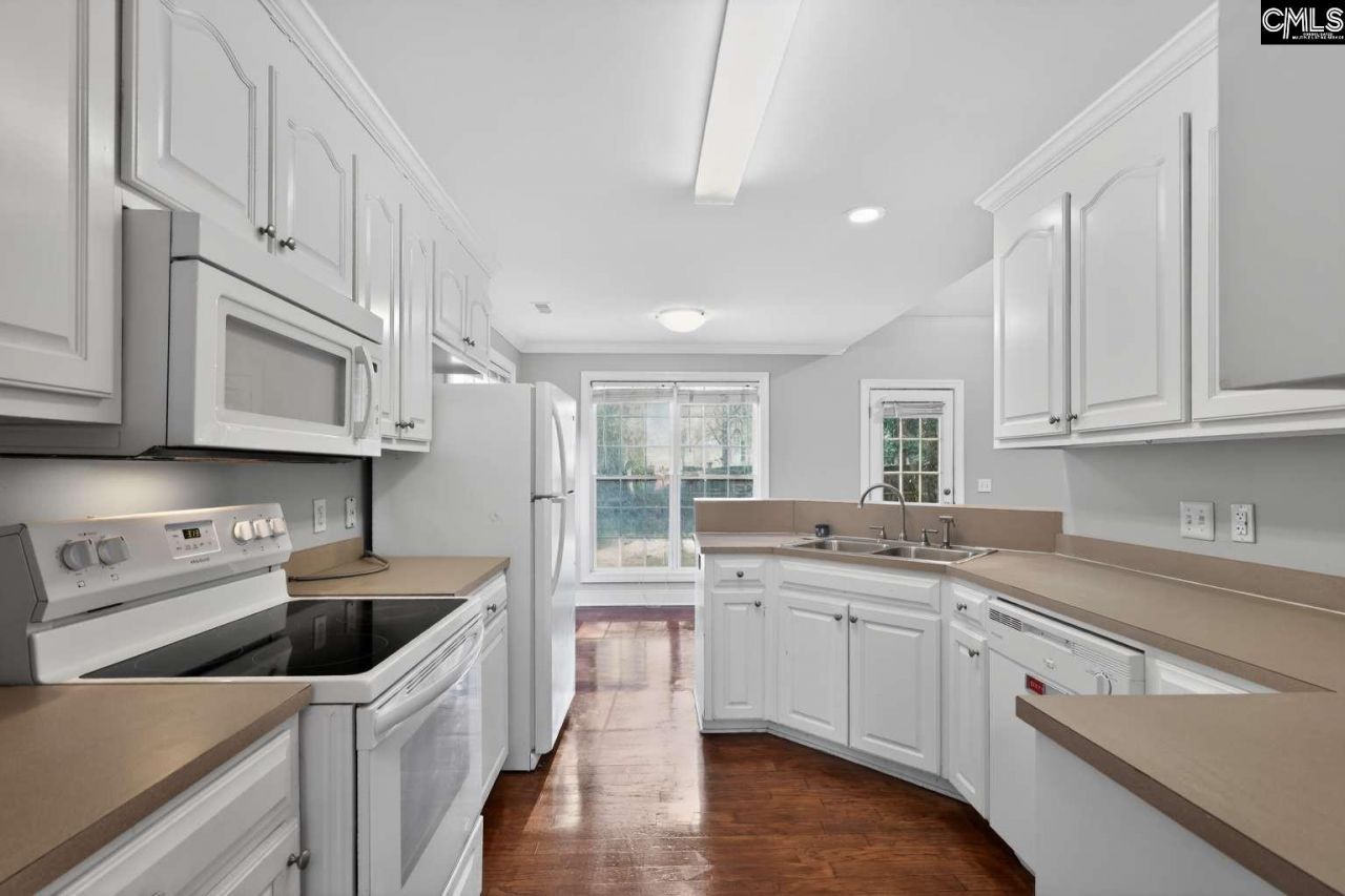 5416 Magnolia Park Circle  Photo 10