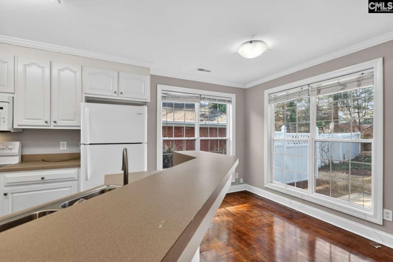 5416 Magnolia Park Circle  Photo 11