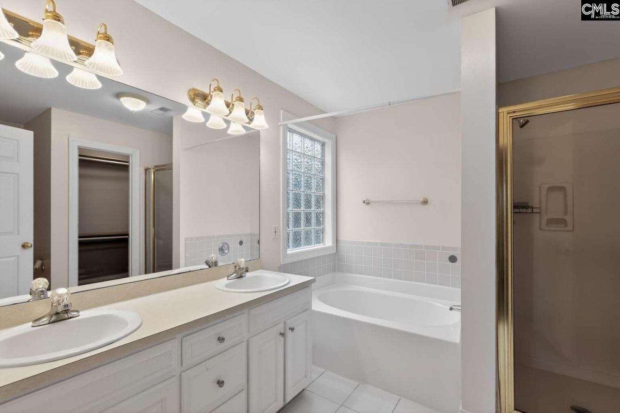 5416 Magnolia Park Circle  Photo 16