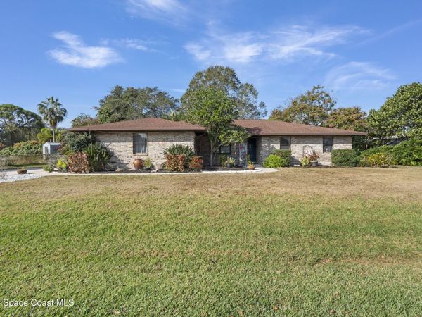 874 Gabriel Avenue NE, Palm Bay, FL 32907