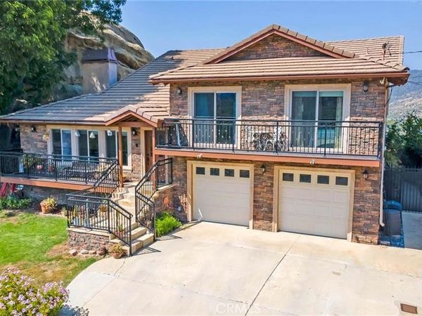 956 Crown Hill, Simi Valley, CA 93063